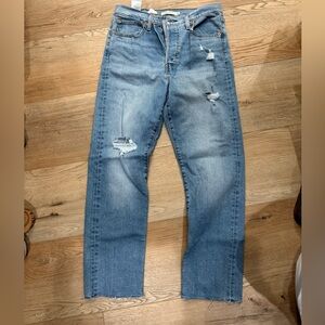 Levi’s Distressed Blue Jeans Wedgie Straight